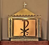 Catholic Q&A # 74: What is the proper gesture of reference towards the tabernacle?